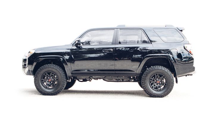 Toyota 4Runner modificada con amortiguadores Fox Shocks