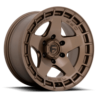 Domina los caminos más desafiantes de Chile con las imponentes llantas Warp D735 de 17x9 pulgadas, disponibles en Talleroffroad.cl. Estas llantas fusionan un diseño vanguardista con una resistencia incomparable, transformando tu vehículo en una verdadera máquina todoterreno que no pasa desapercibida.