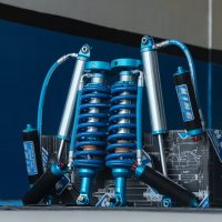 King Shocks Trailboss Chevrolet - Reservorio