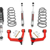 Toyota 4Runner con kit de levante de 3 pulgadas y bandejas reforzadas, disponible en Talleroffroad.cl. Ideal para mejorar el rendimiento off-road y la durabilidad en terrenos extremos de Chile.