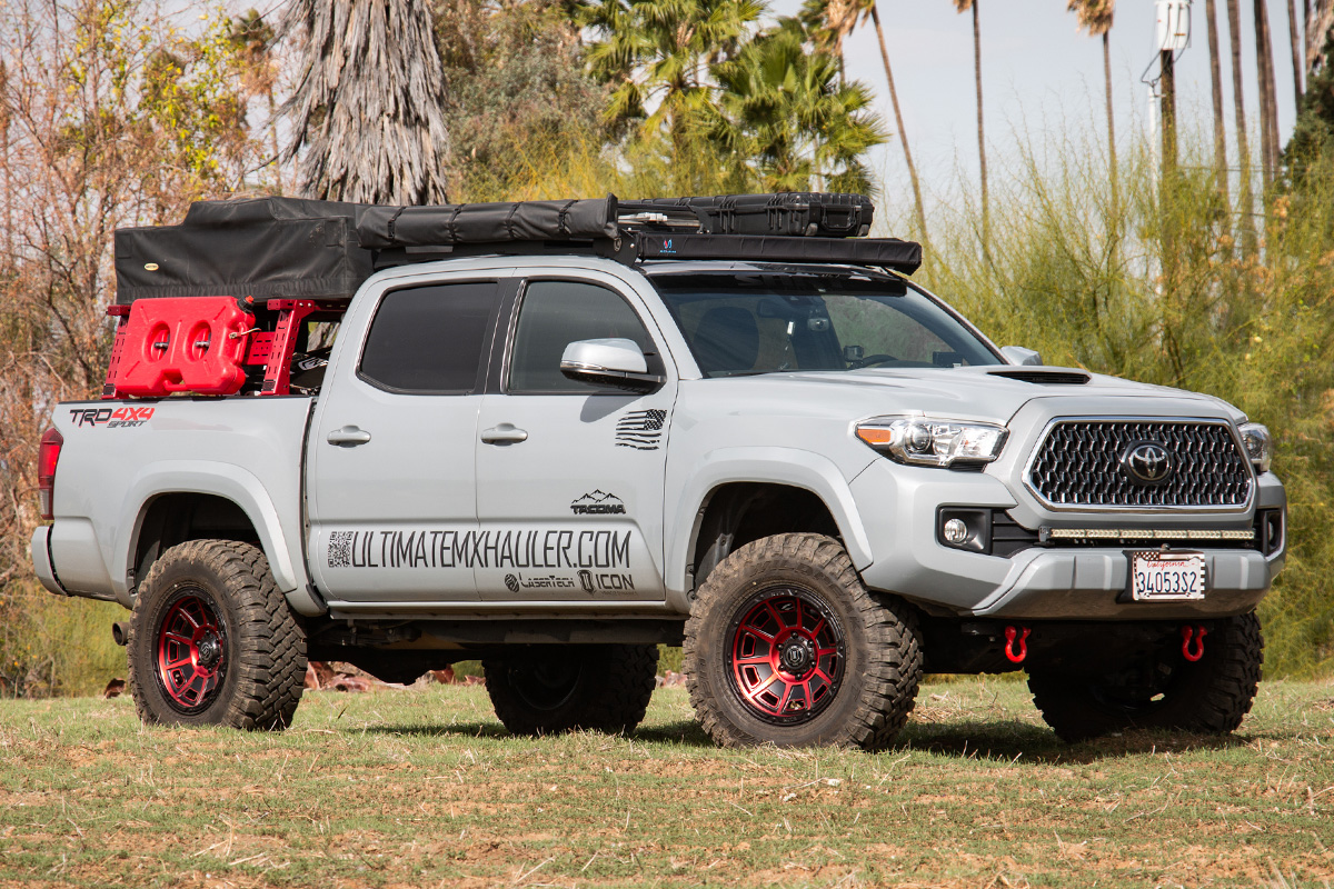 Victory / 17x8.5 /
Smk Sat Black / 6x139.7(5.5") Icon Alloys / 4unds - Imagen 2