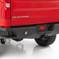 Parachoques trasero Rough Country Con Led Chevrolet Silverado 2019 - 2024 | 10758